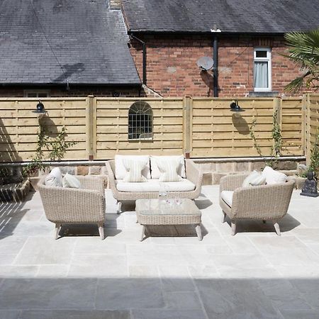Townhouse By Harrogate Serviced Apartments Exterior photo