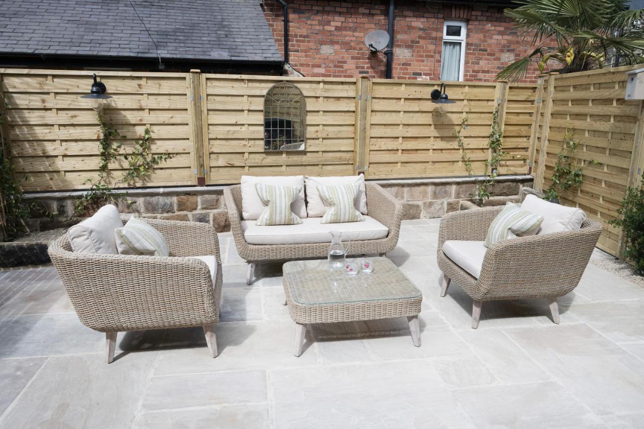 Townhouse By Harrogate Serviced Apartments Exterior photo