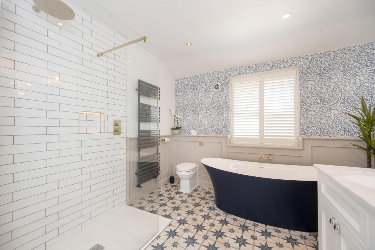 Townhouse By Harrogate Serviced Apartments Exterior photo