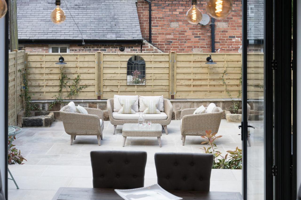 Townhouse By Harrogate Serviced Apartments Exterior photo