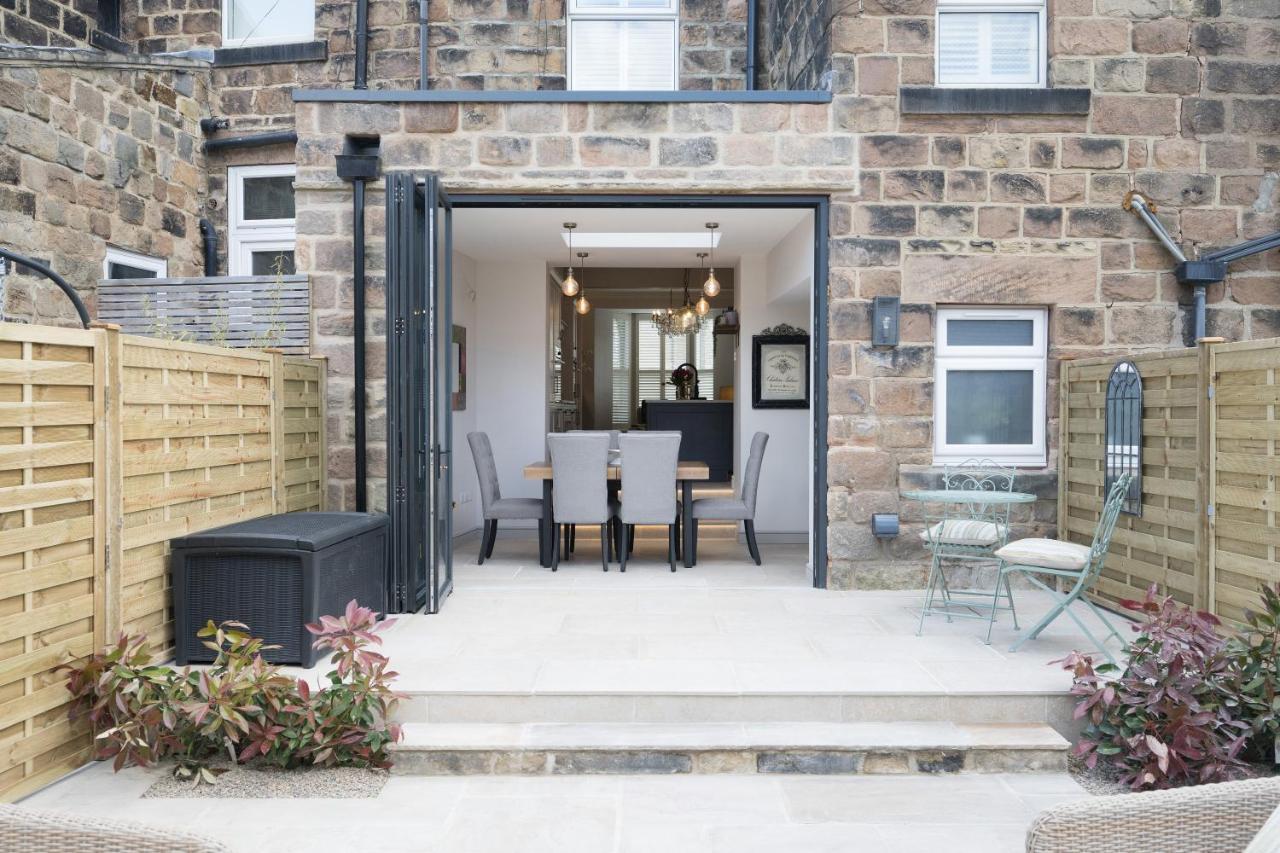 Townhouse By Harrogate Serviced Apartments Exterior photo