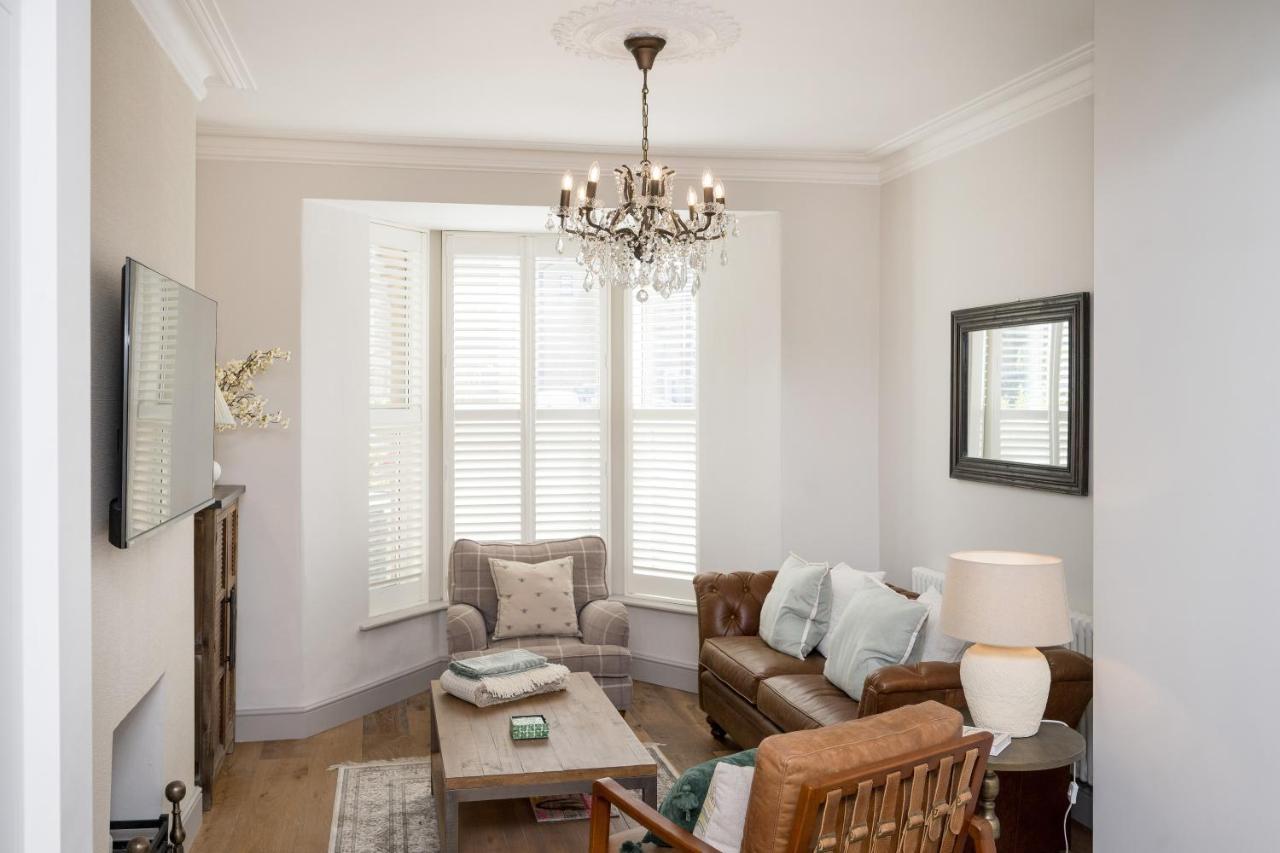 Townhouse By Harrogate Serviced Apartments Exterior photo